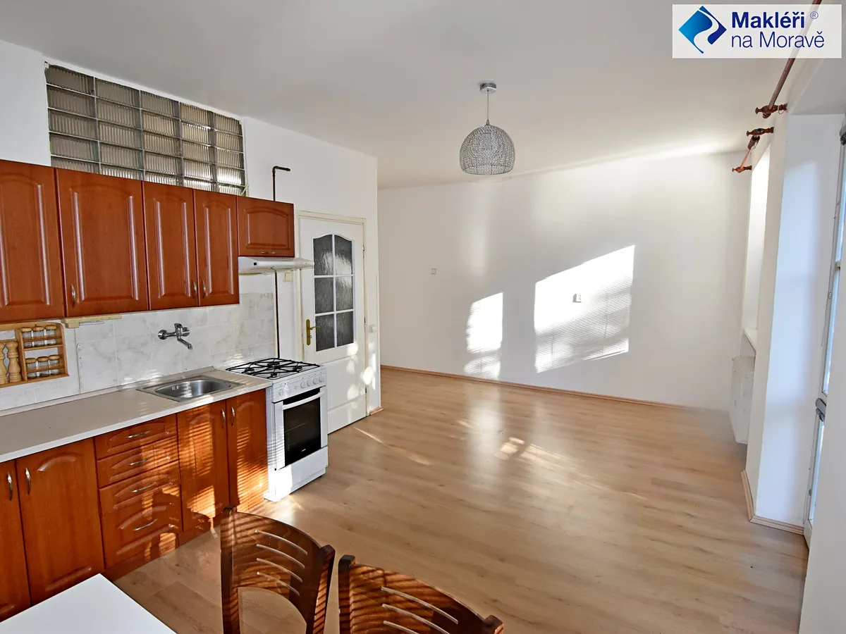 Pronájem bytu 1+kk 40 m²